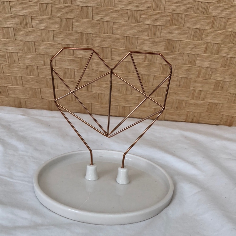 Jewelry holder